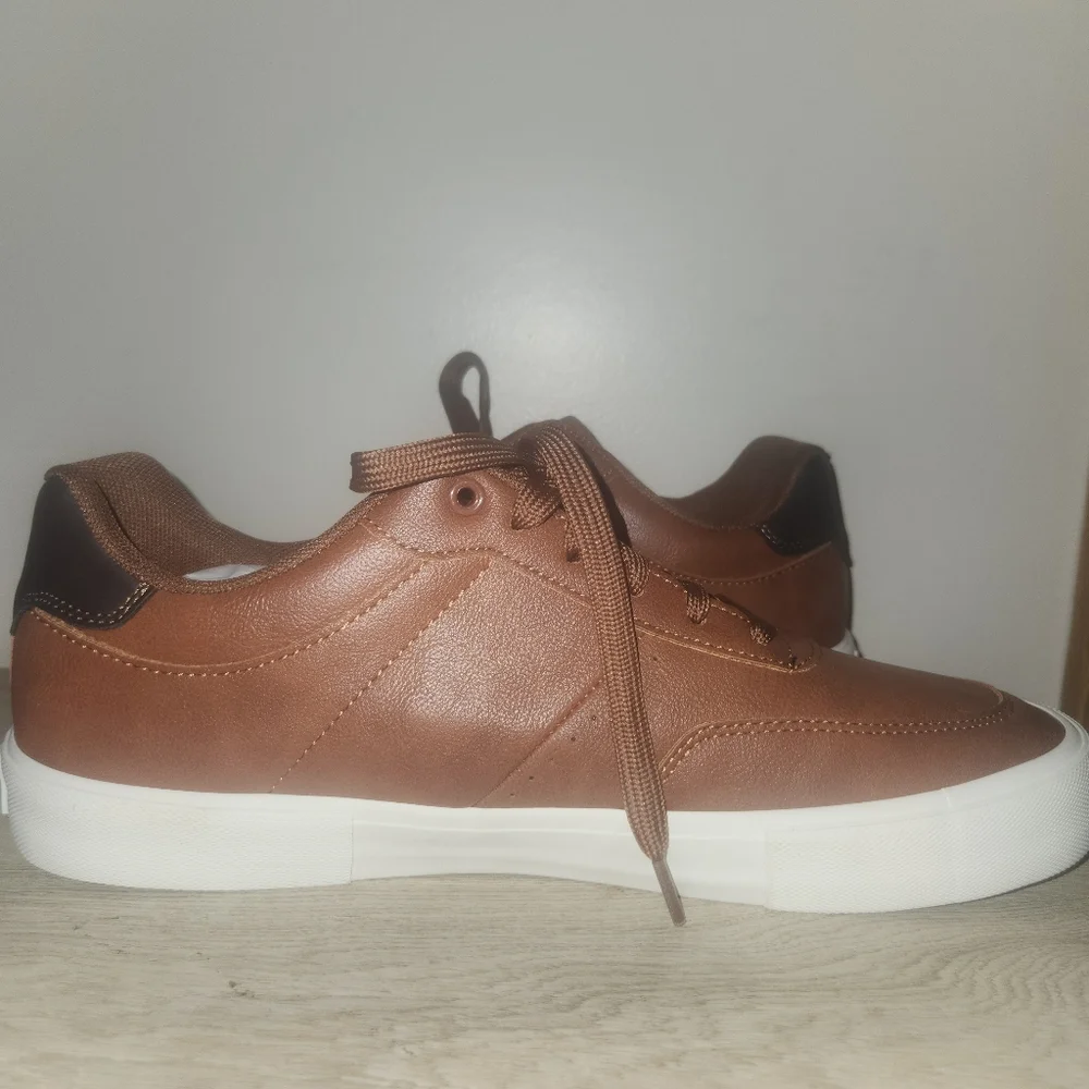 Levis Mens Tan Brown Faux‎ Leather Low Top Sneakers LV705418 Size 10M